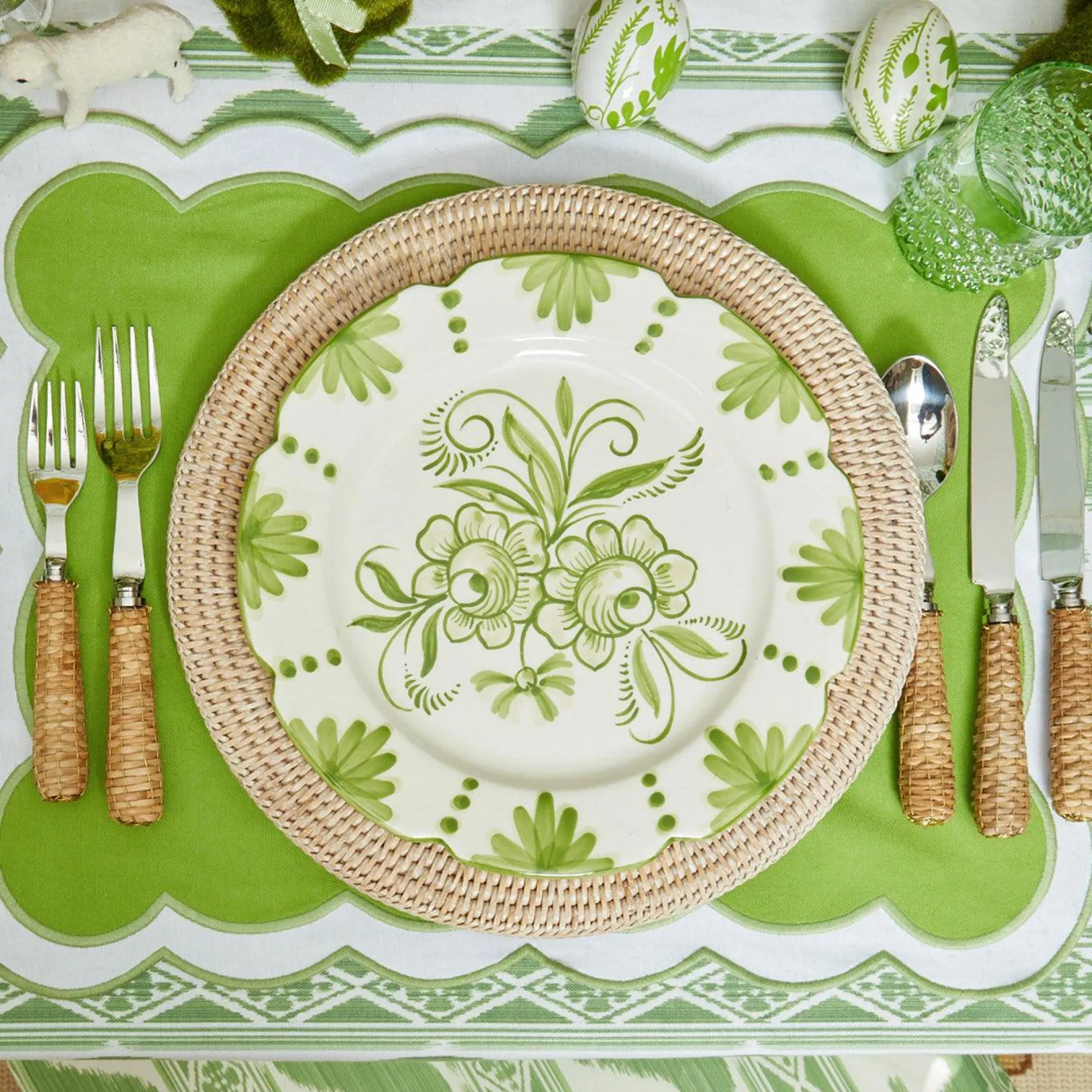 New Mrs. Alice Serena Applique Green Placemats & Napkins (Set Of 4)