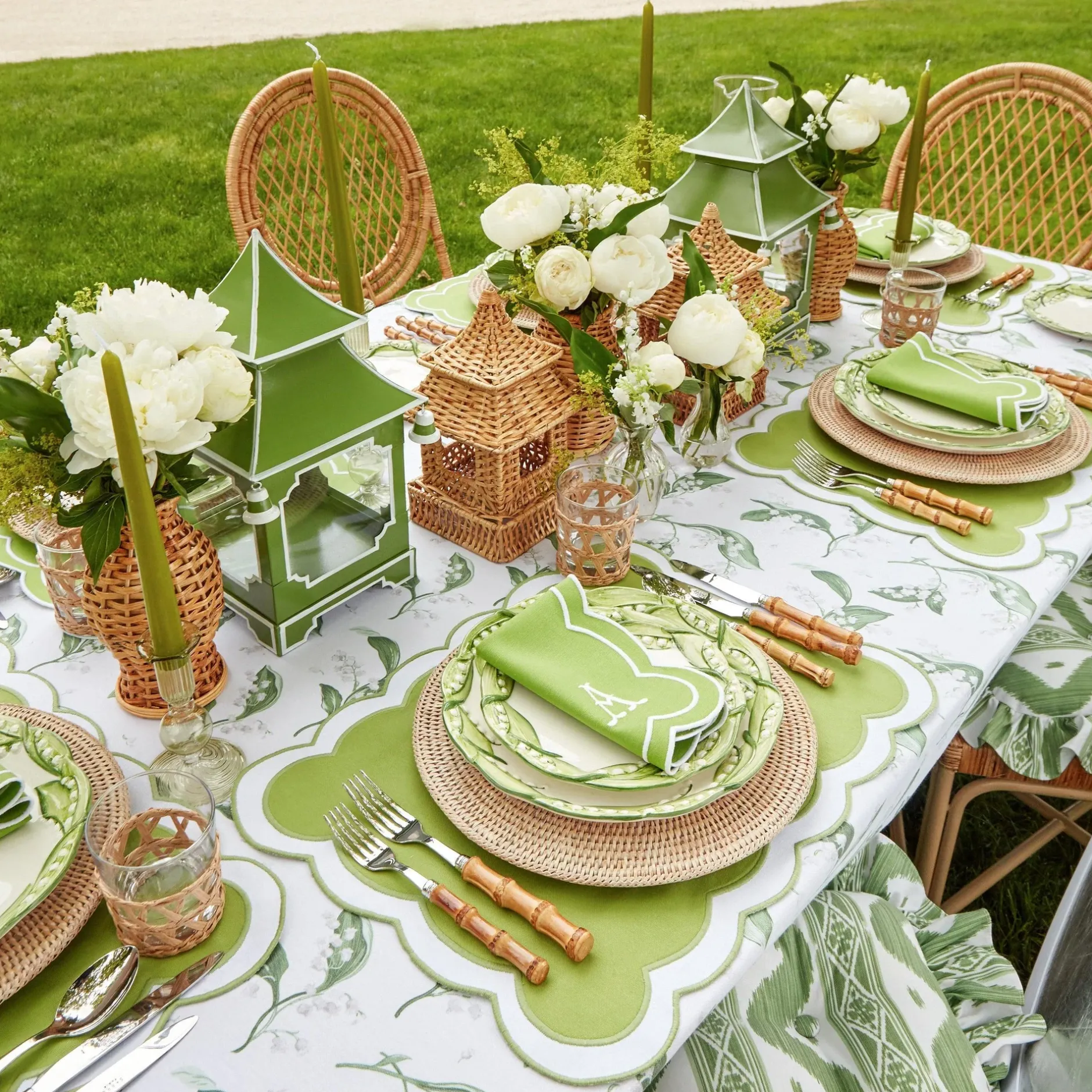 New Mrs. Alice Serena Applique Green Placemats & Napkins (Set Of 4)