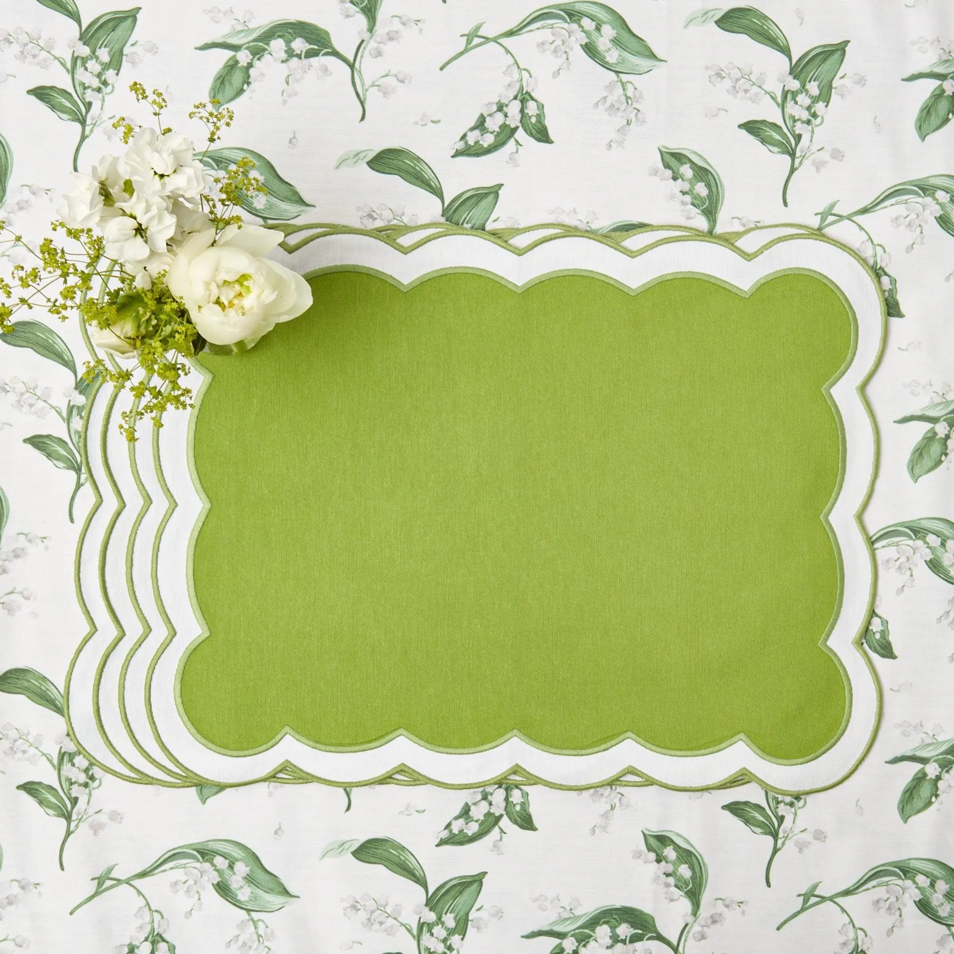 New Mrs. Alice Serena Applique Green Placemats & Napkins (Set Of 4)