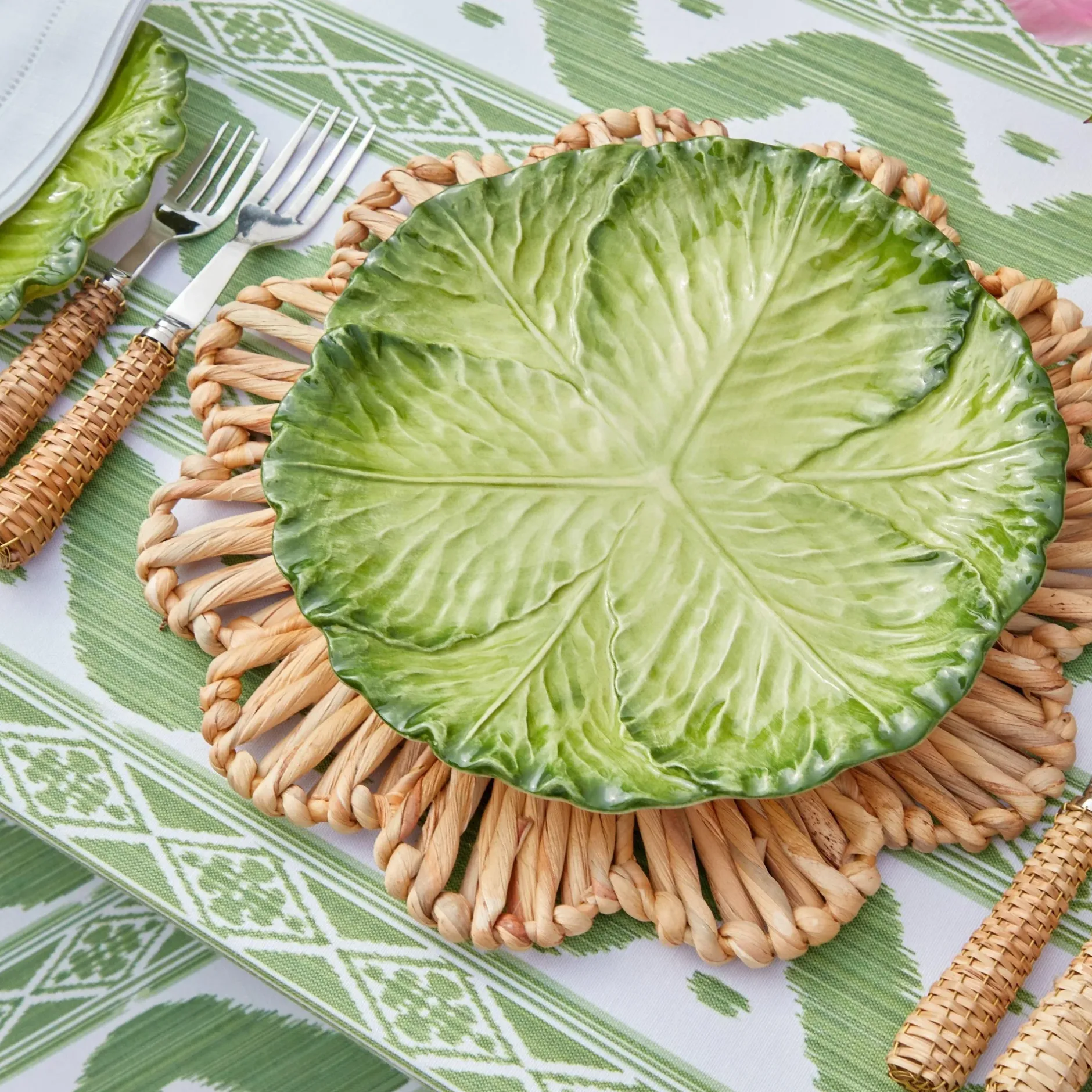 Mrs. Alice Serena Green Cabbage Dinner Plate (Set Of 4)