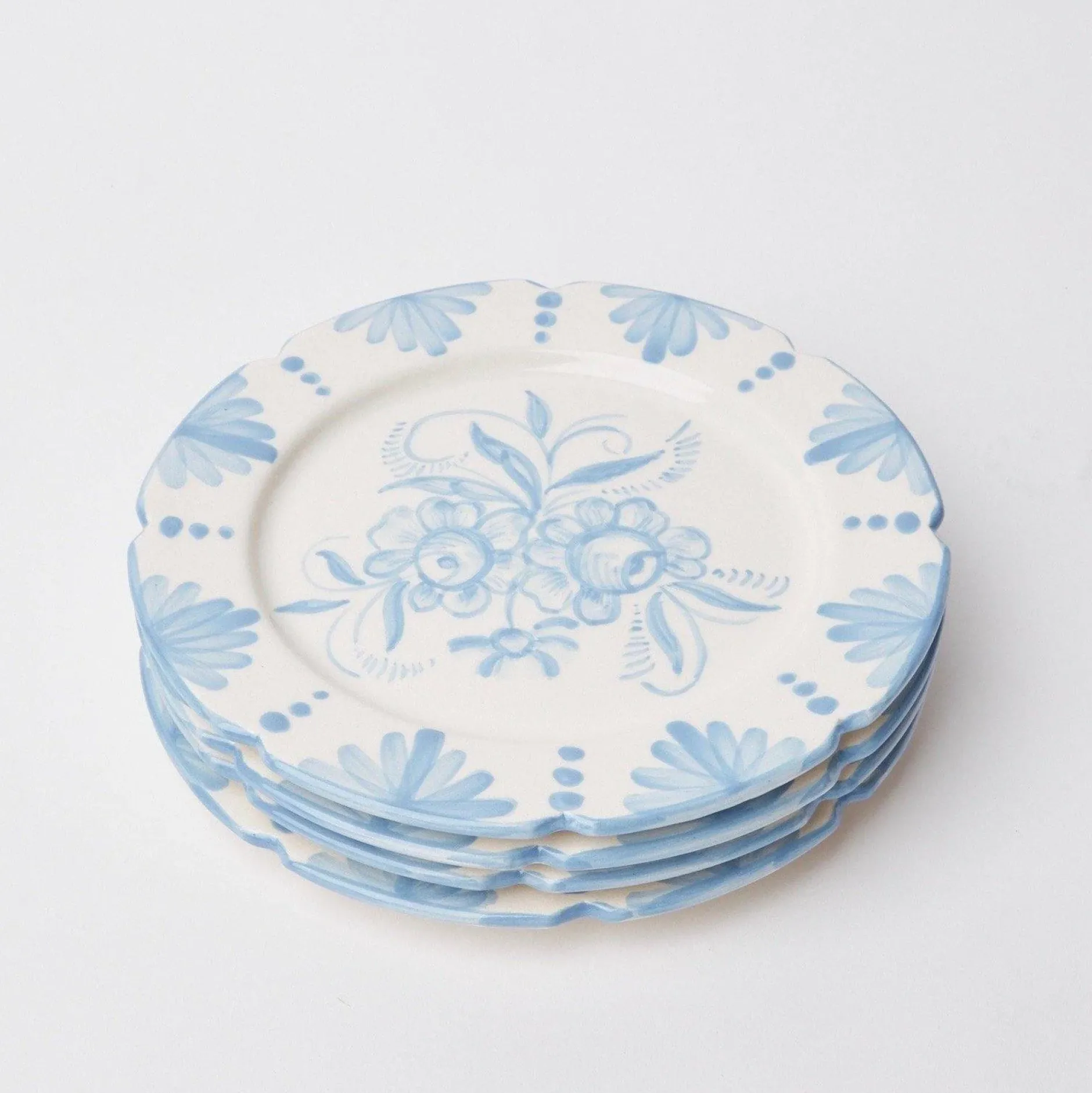 New Mrs. Alice Seville Blue Gardenia Dinner Plate