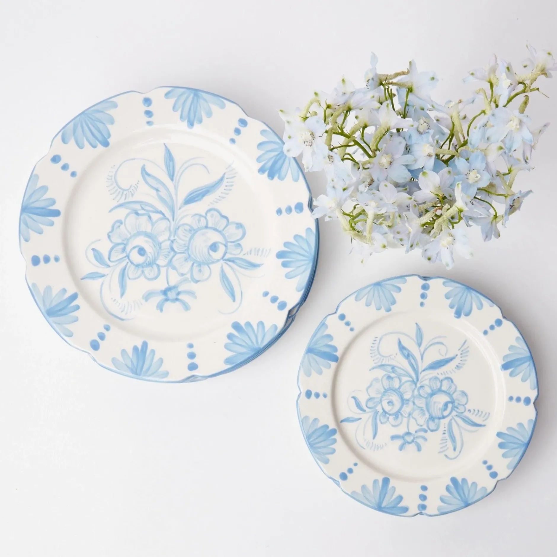 Mrs. Alice Seville Blue Gardenia Dinner Plate (Set Of 4)