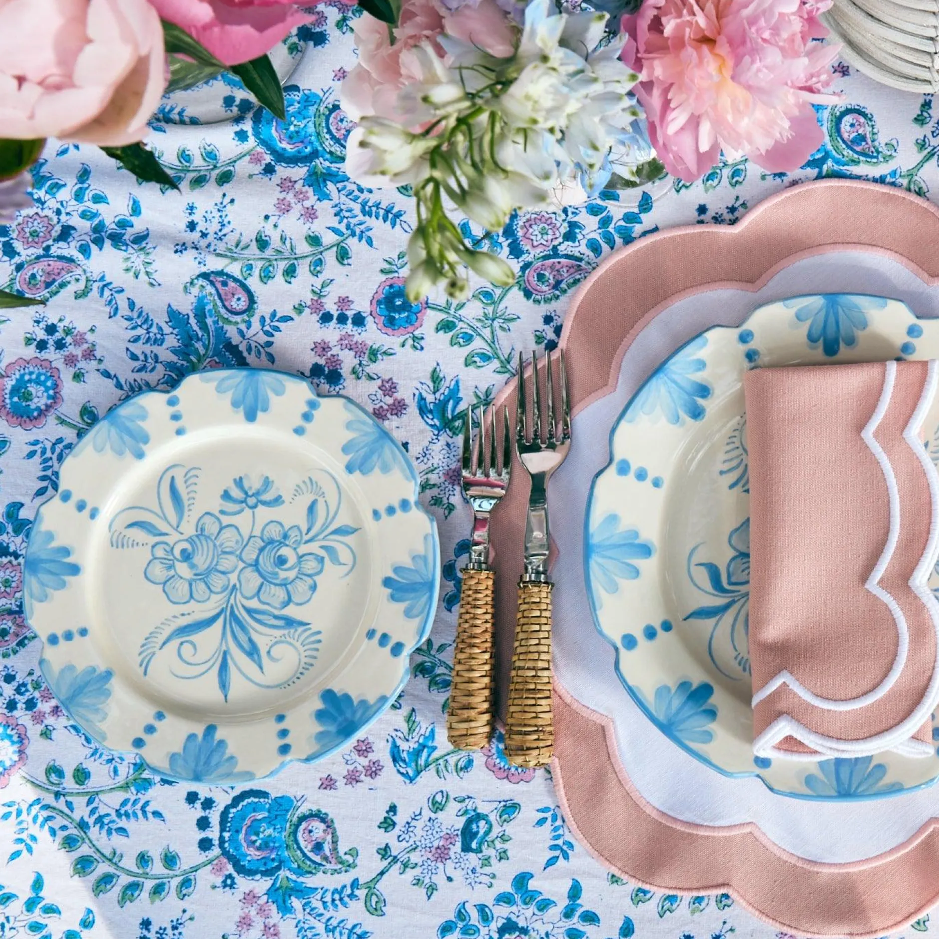New Mrs. Alice Seville Blue Gardenia Starter Plate (Set Of 4)