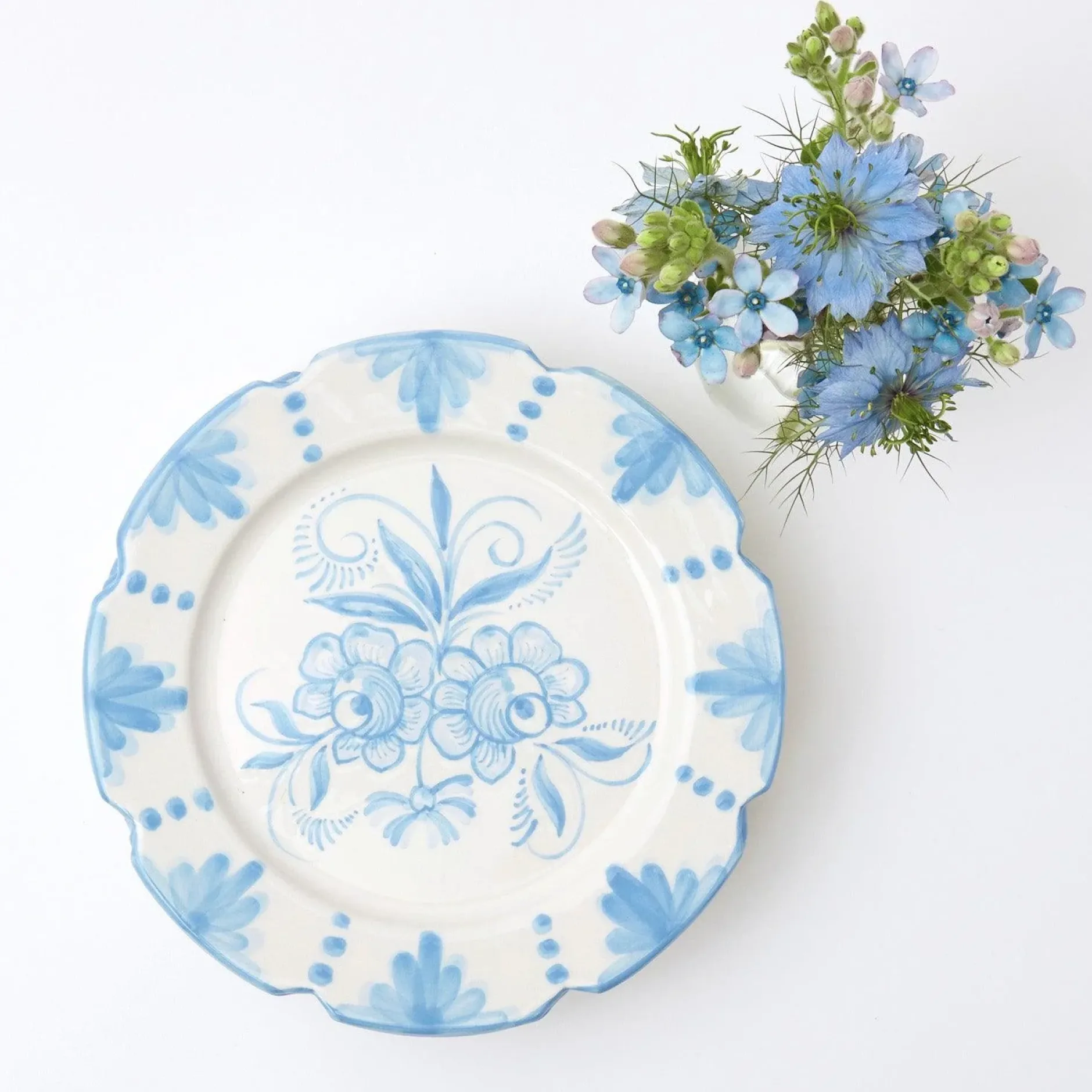 New Mrs. Alice Seville Blue Gardenia Starter Plate (Set Of 4)