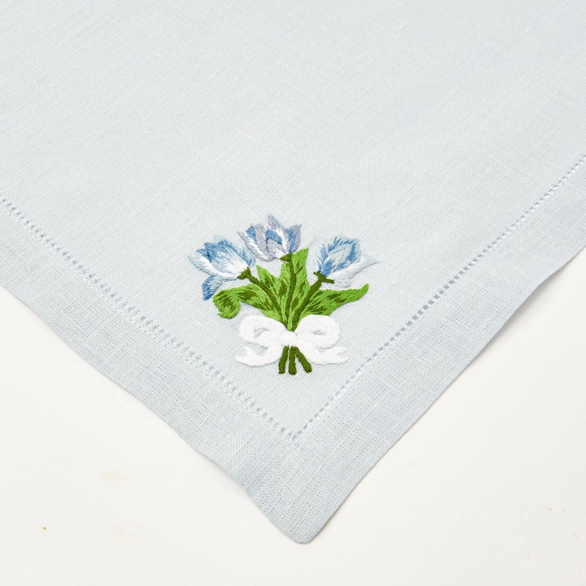 Hot Mrs. Alice Sky Blue Linen Tulip Napkins (Set Of 4)