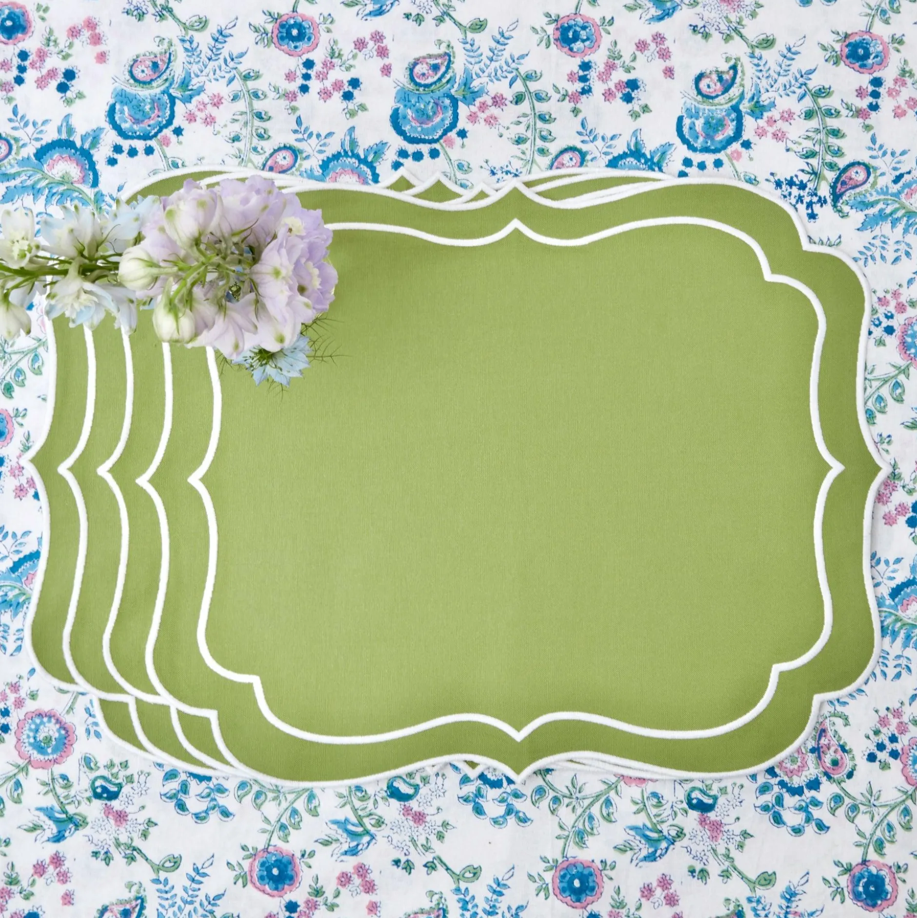 Outlet Mrs. Alice Sylvie Green Embroidered Placemats (Set Of 4)