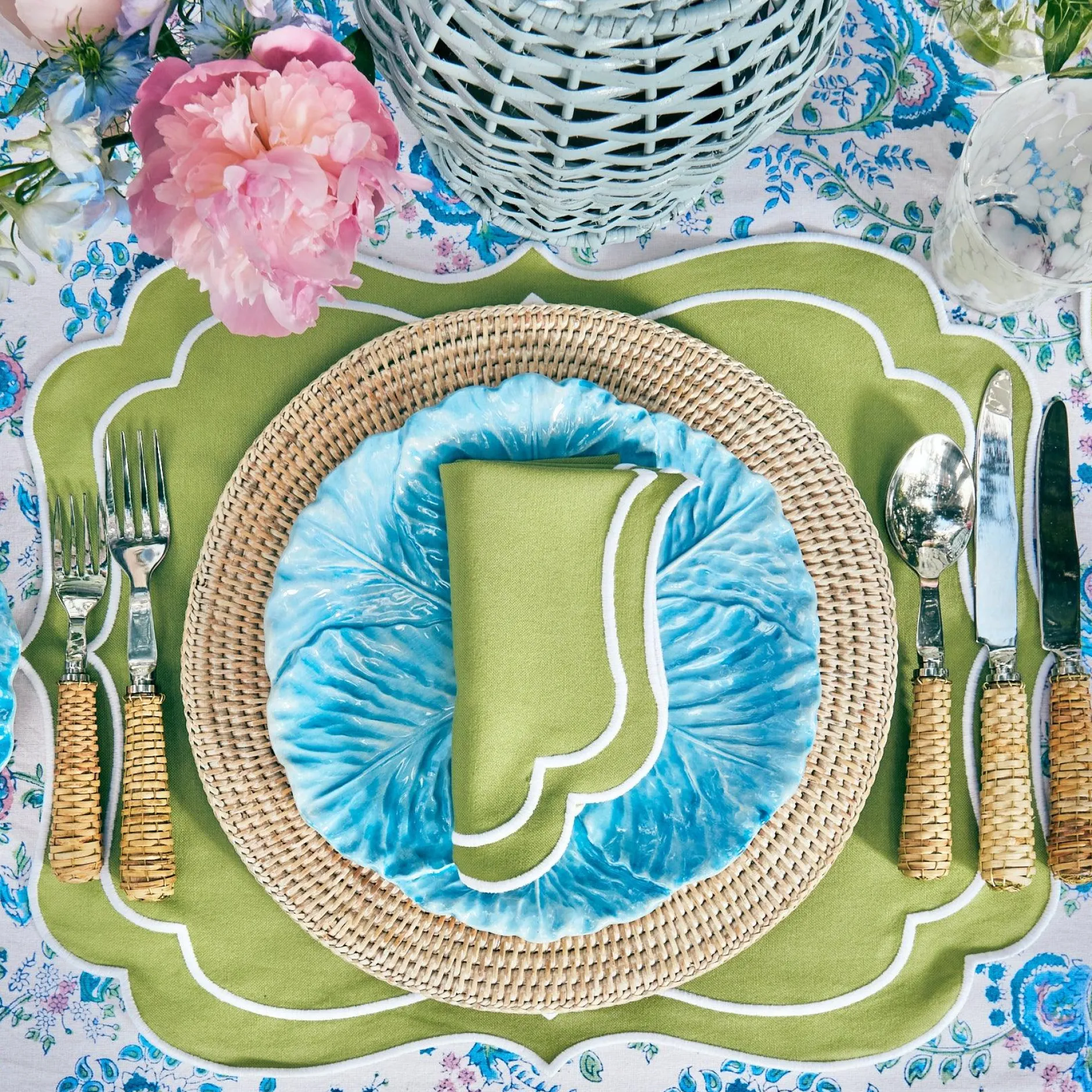 Outlet Mrs. Alice Sylvie Green Embroidered Placemats (Set Of 4)