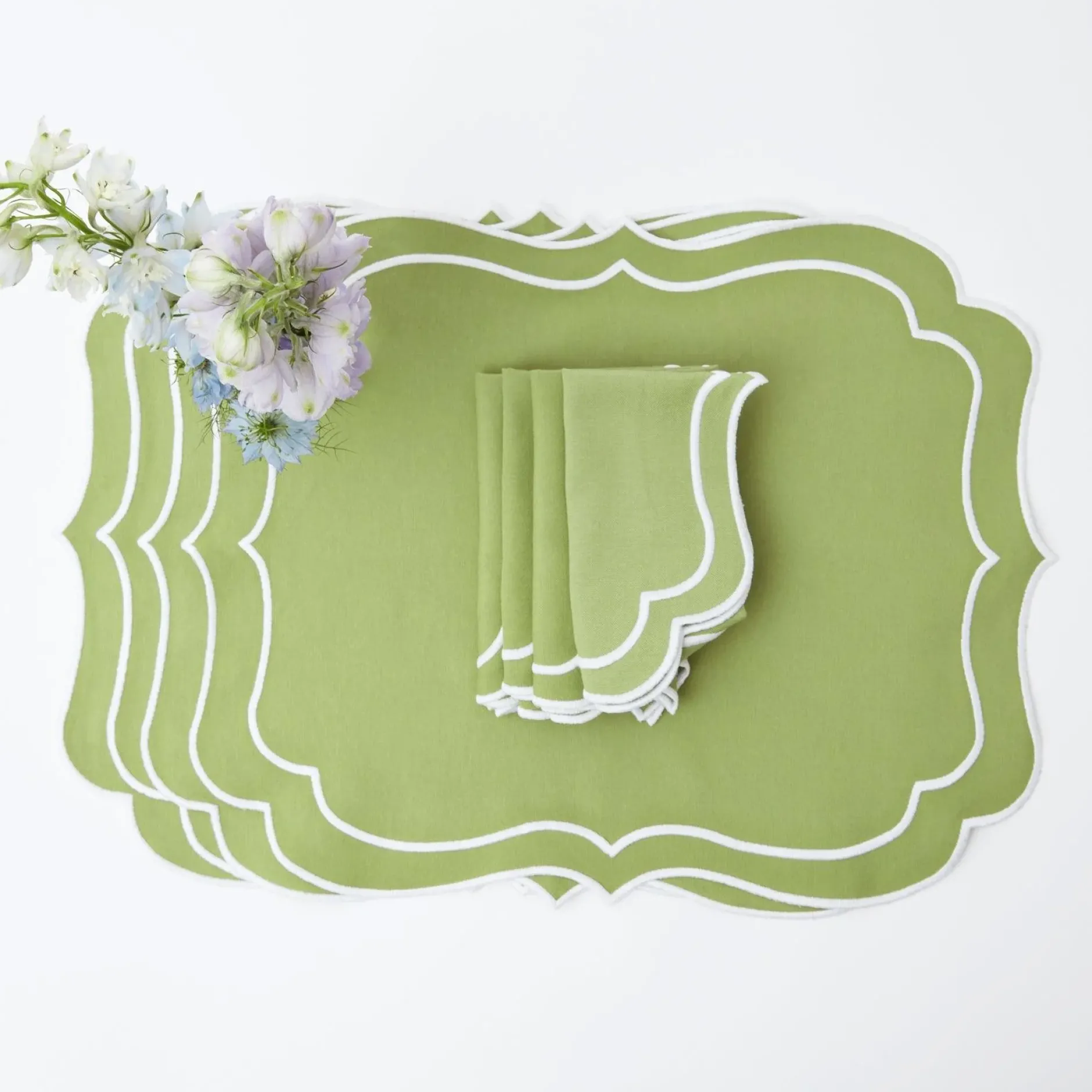 Outlet Mrs. Alice Sylvie Green Embroidered Placemats (Set Of 4)