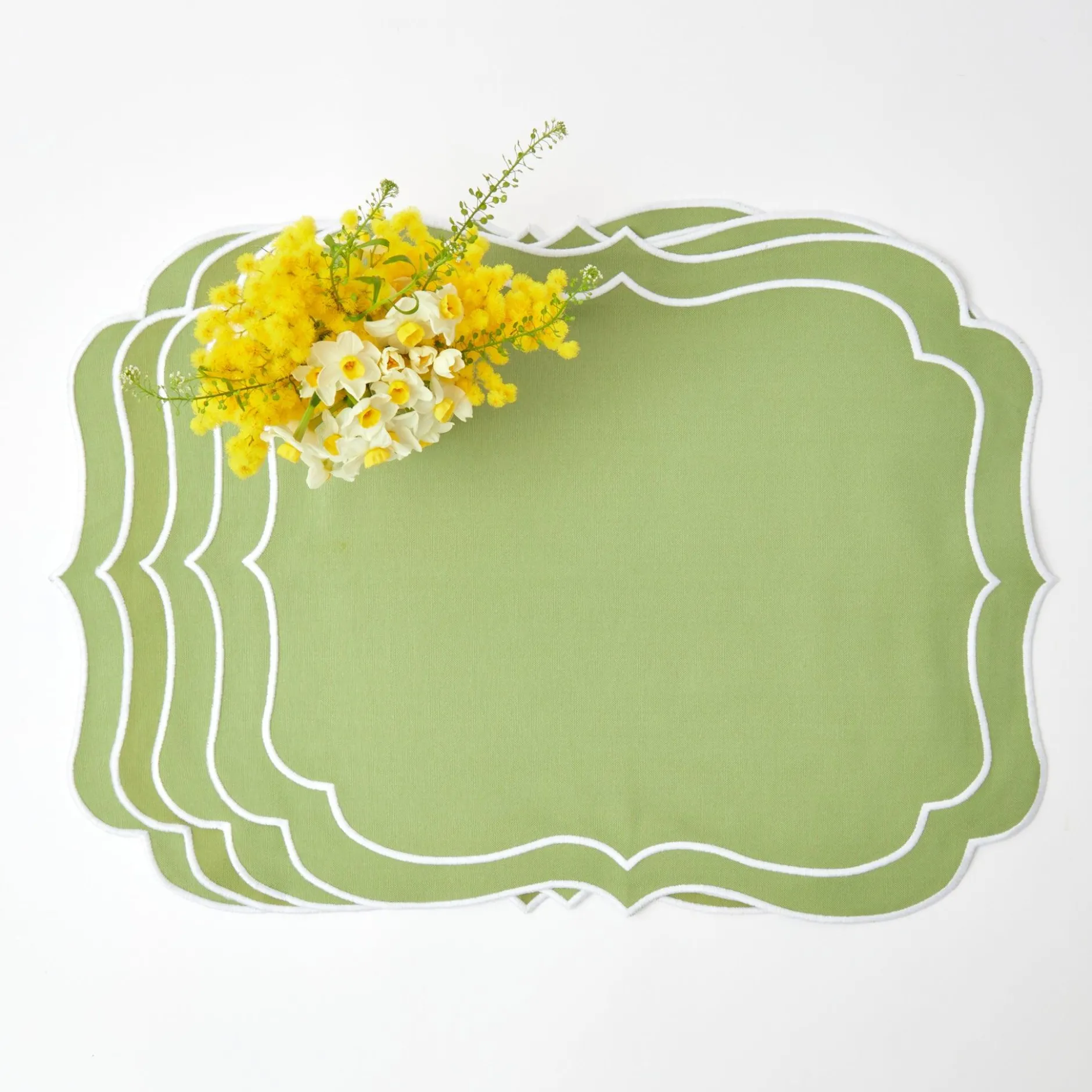 Outlet Mrs. Alice Sylvie Green Embroidered Placemats (Set Of 4)