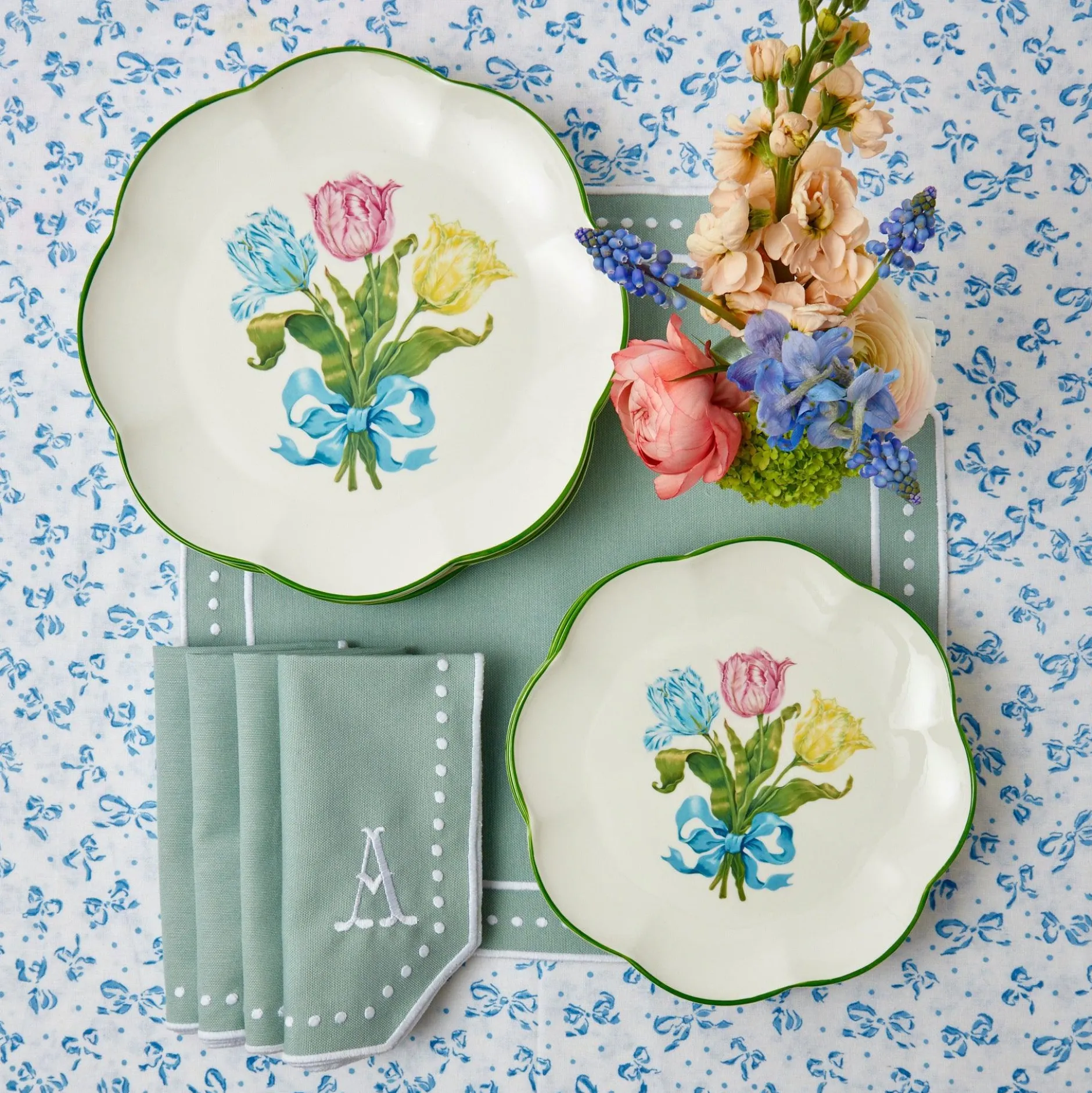 Mrs. Alice Tulip Starter Plate (Set Of 4)