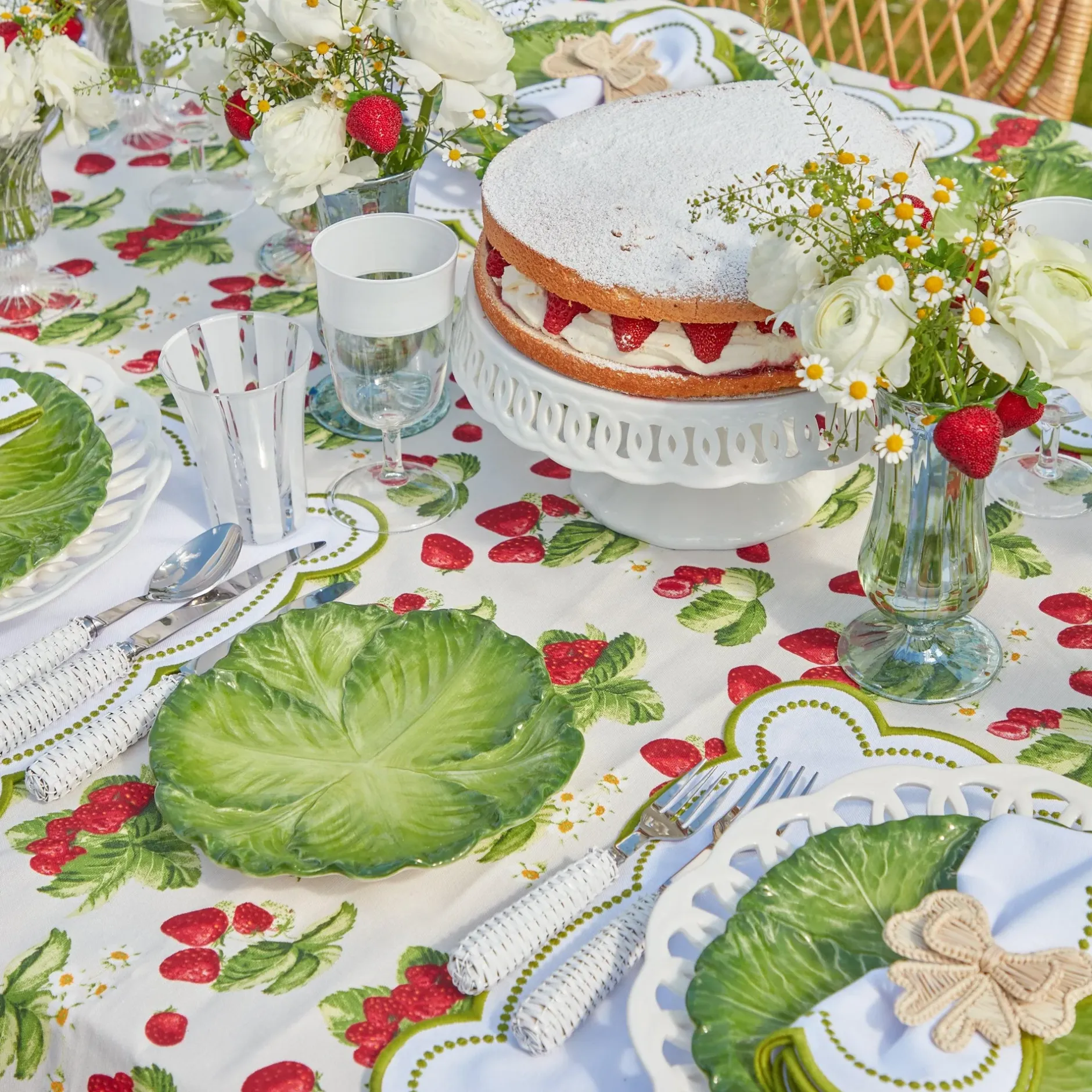 Clearance Mrs. Alice White Lace Cake Stand