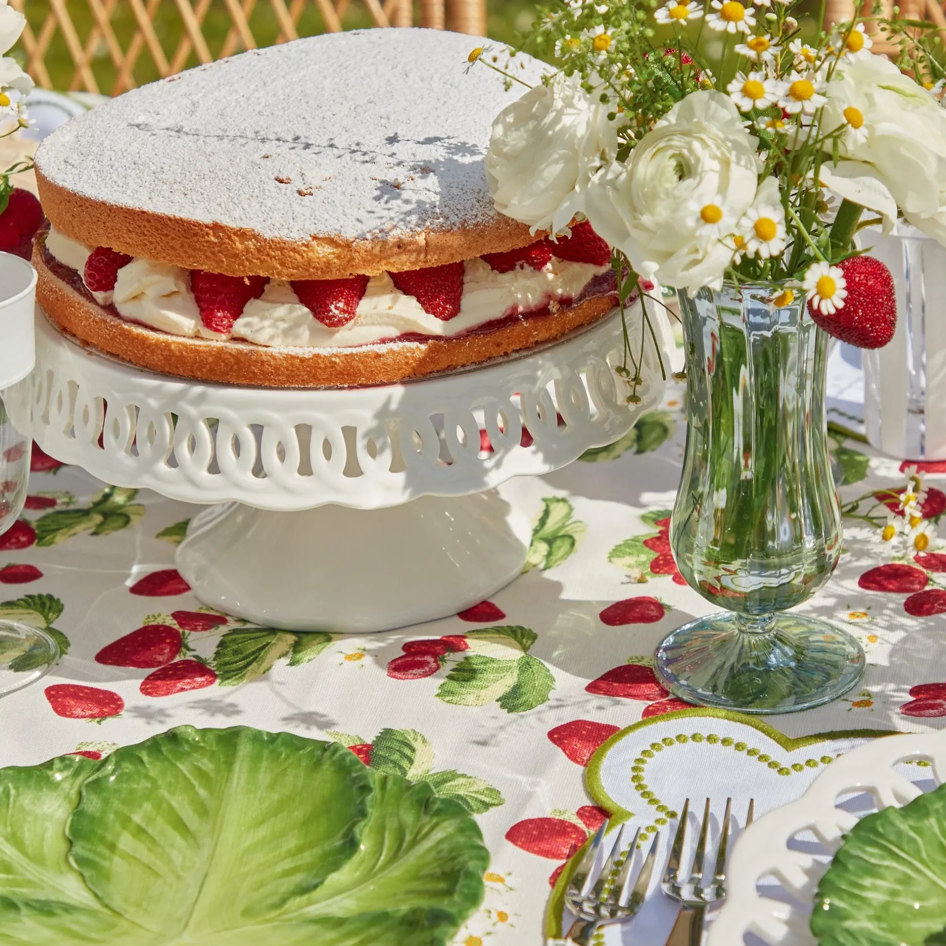 Clearance Mrs. Alice White Lace Cake Stand