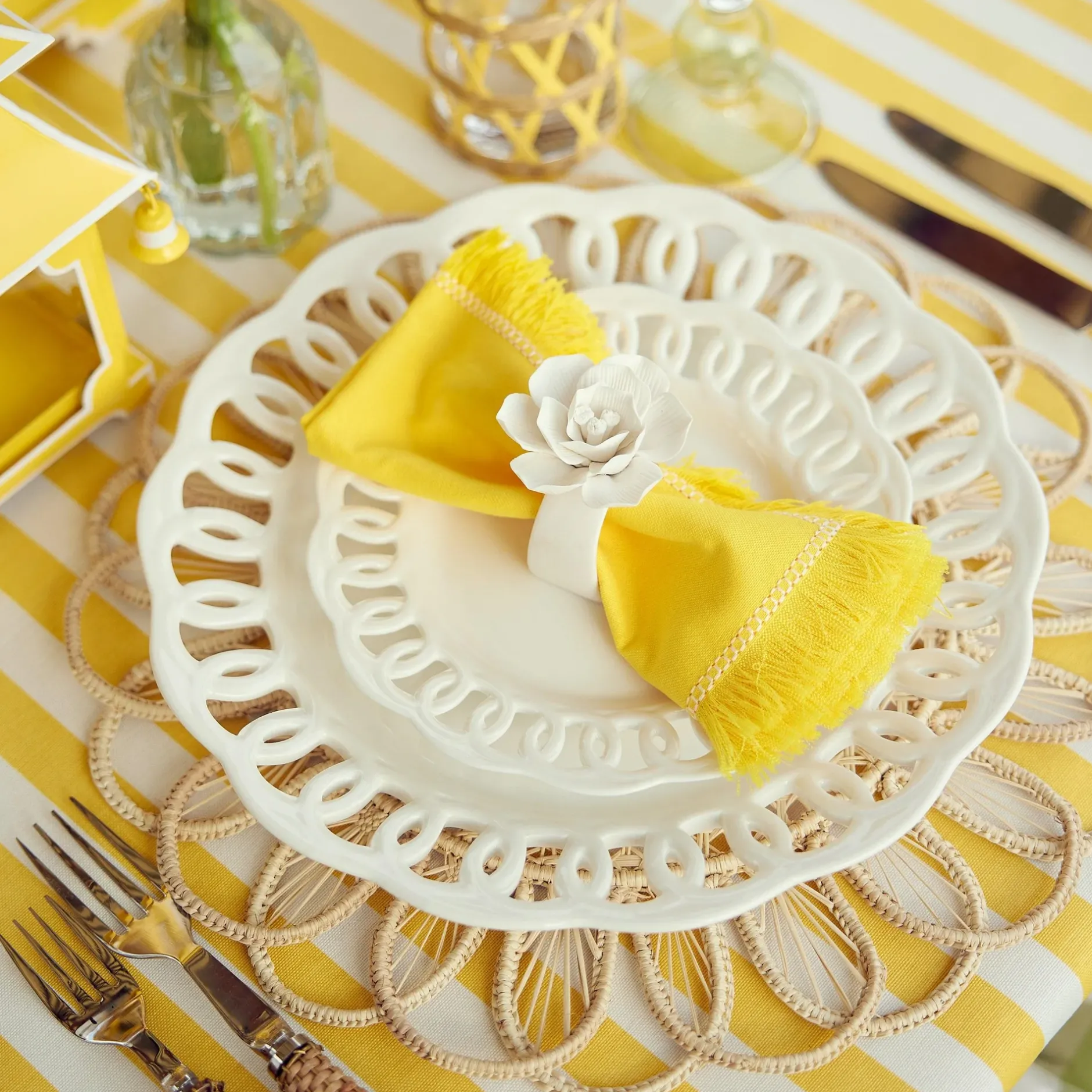 Best Mrs. Alice White Lace Dinner & Starter Plates (Set Of 8)