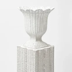 Hot Mrs. Alice White Liliana Scalloped Rattan Pedestal And Urn