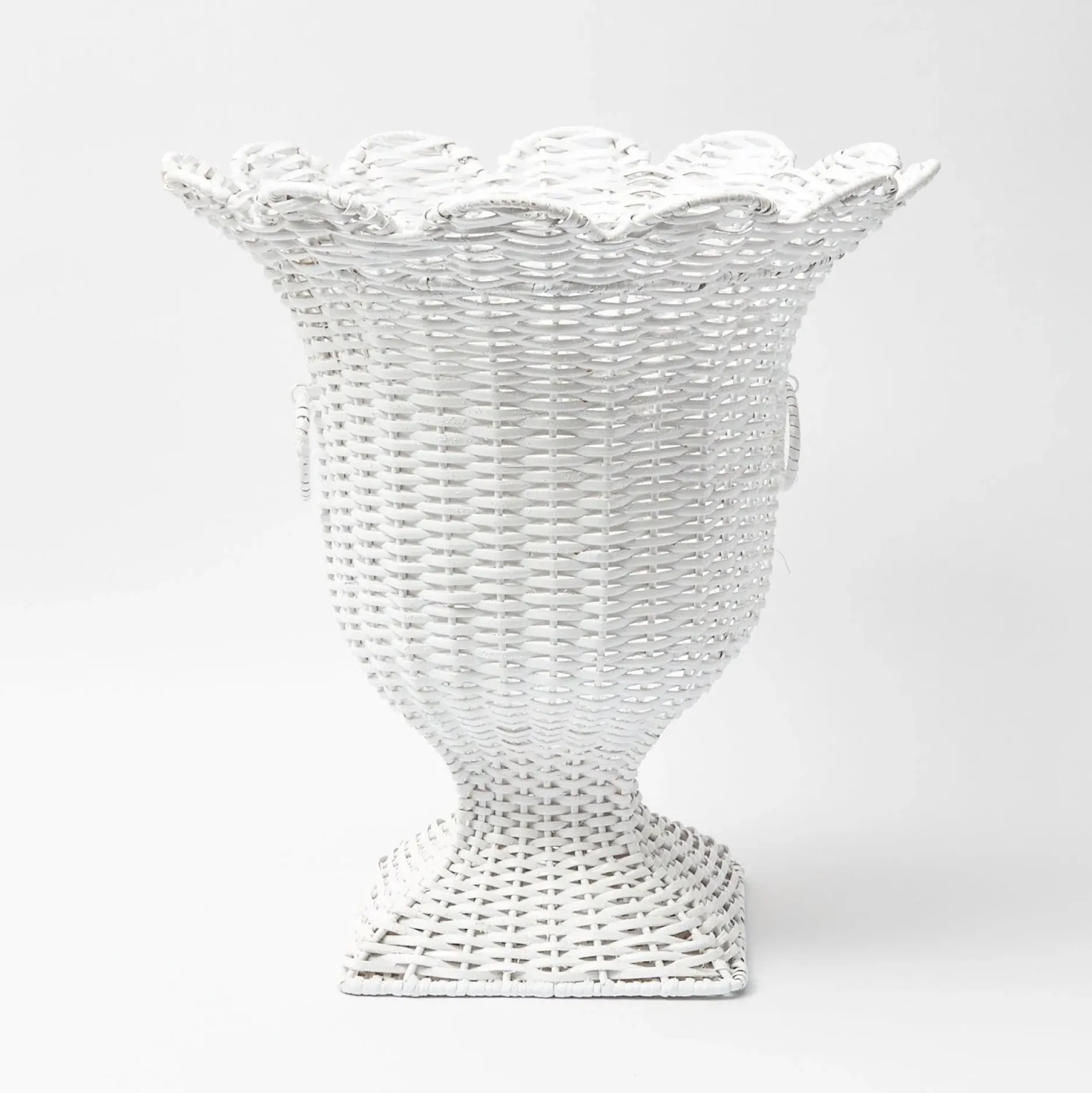 Outlet Mrs. Alice White Liliana Scalloped Rattan Urn
