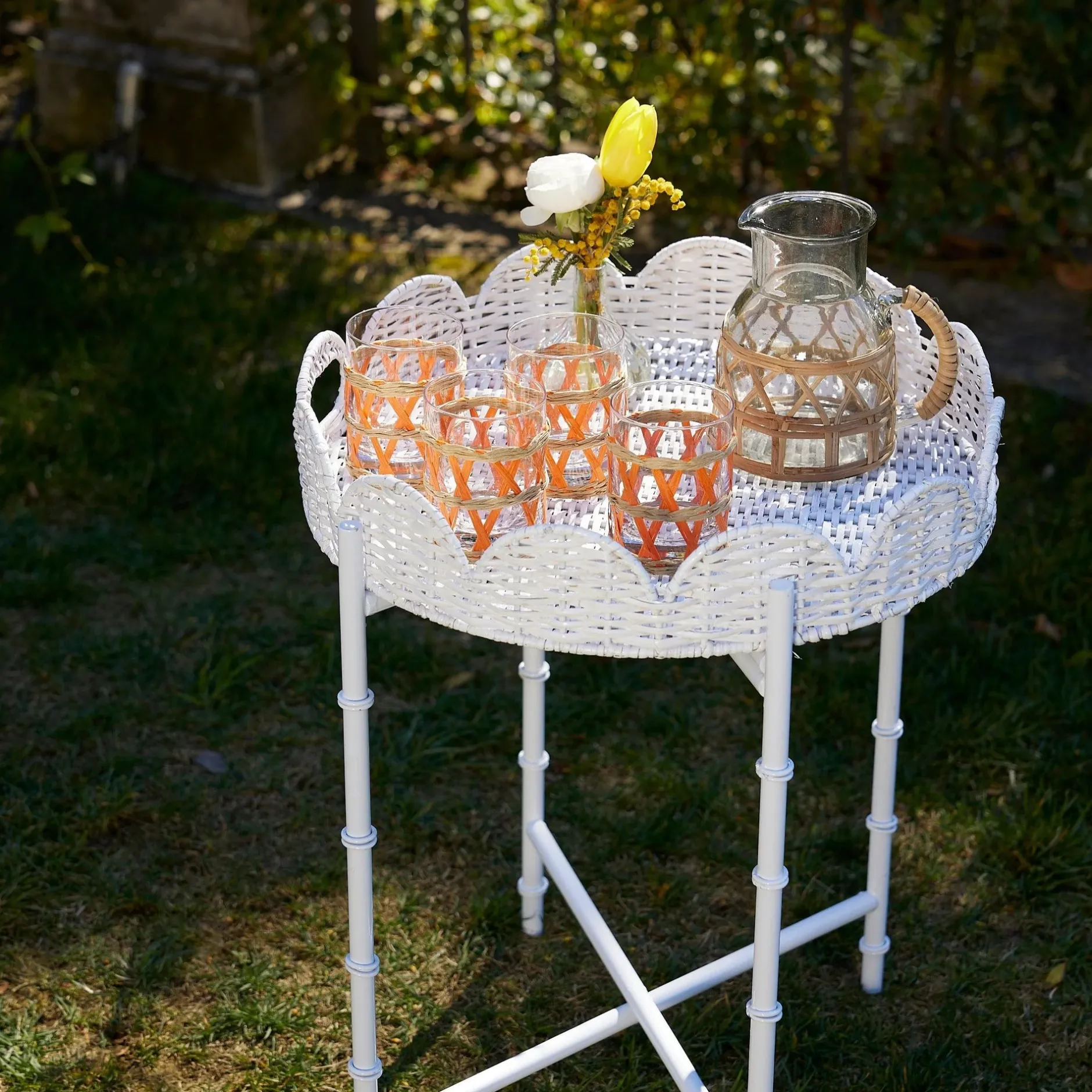 Discount Mrs. Alice White Rattan Round Scalloped Tray With Stand