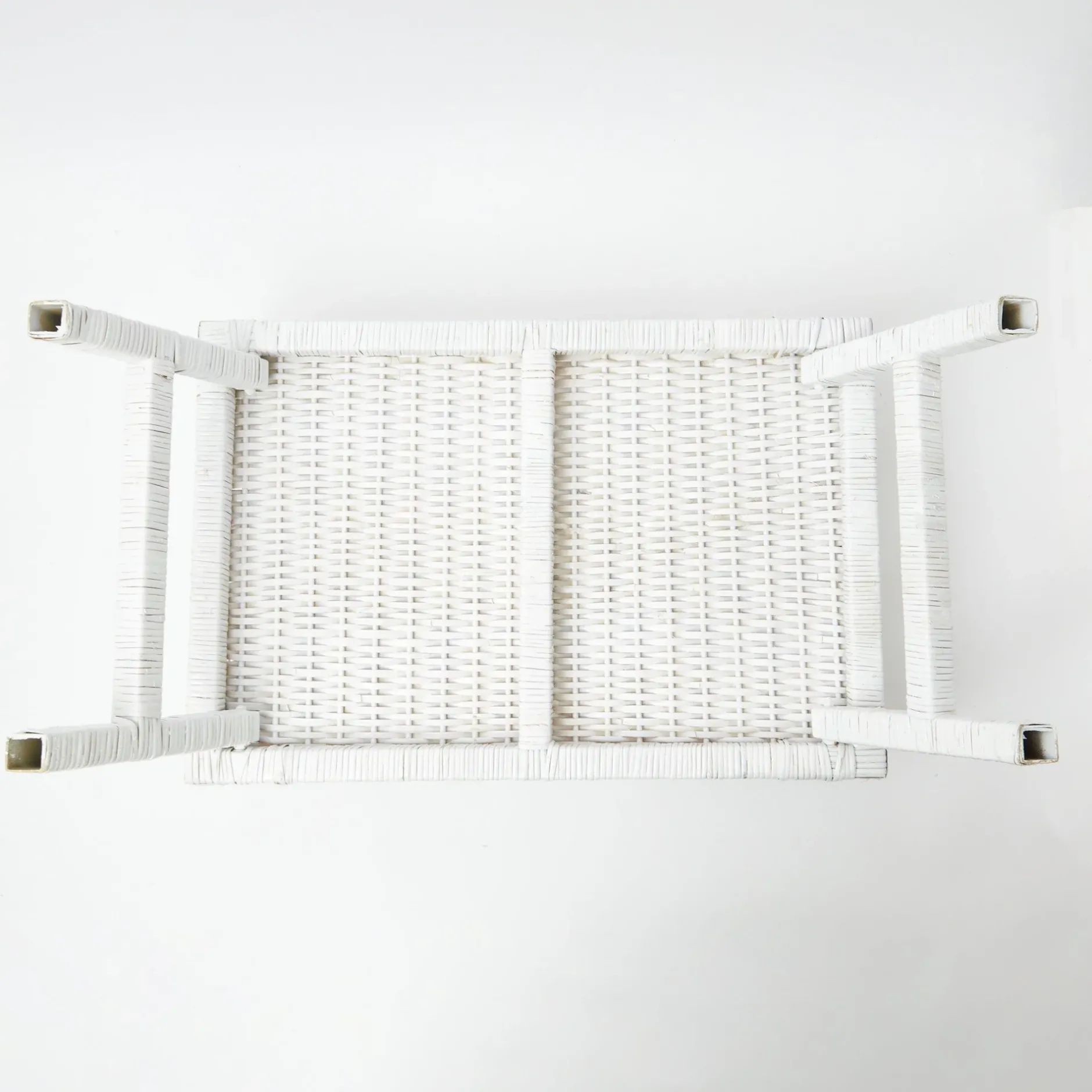 Best Mrs. Alice White Scalloped Rattan Breakfast Tray