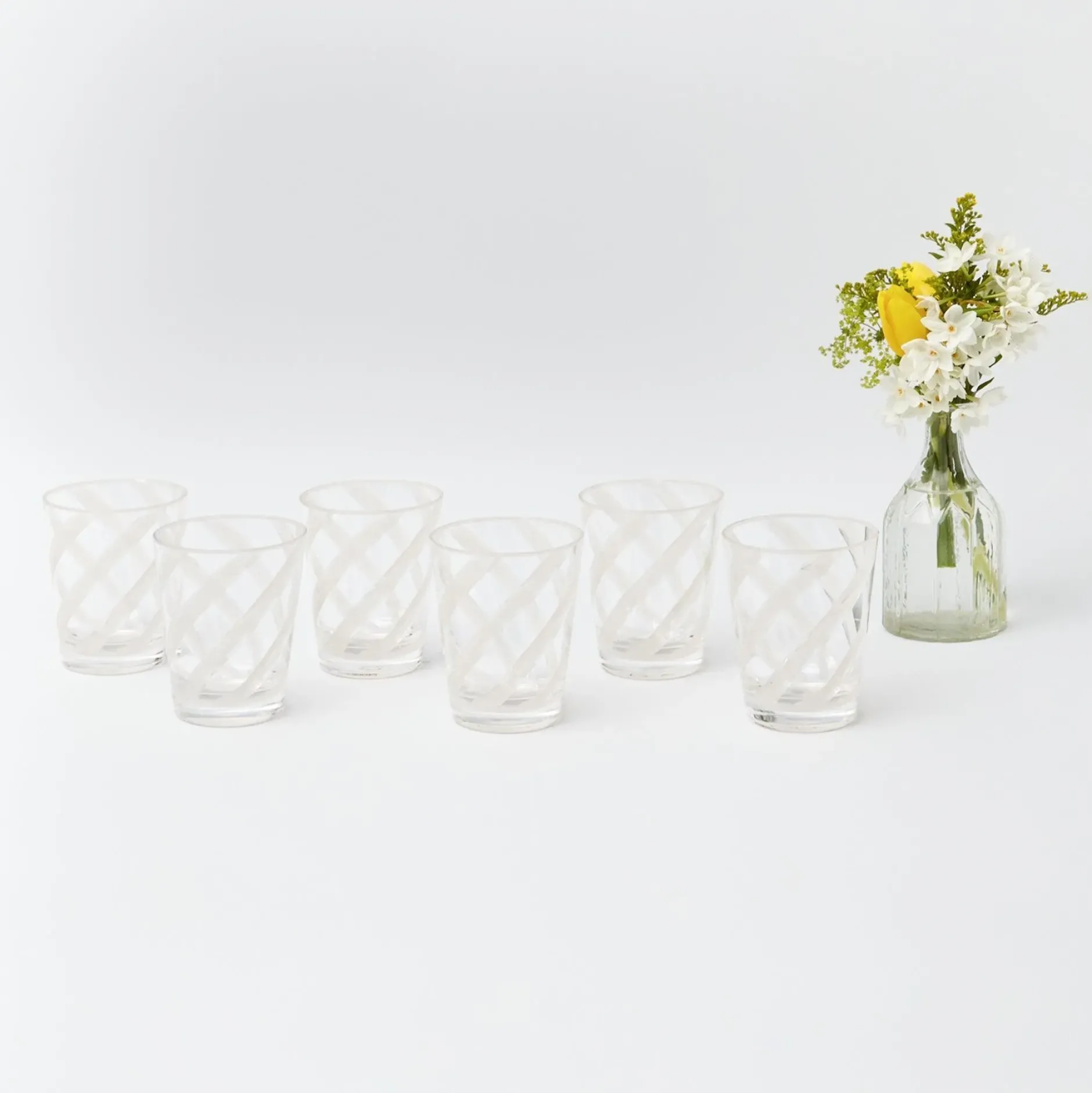 Sale Mrs. Alice White Swirl Outdoor Glasses (Set Of 6)