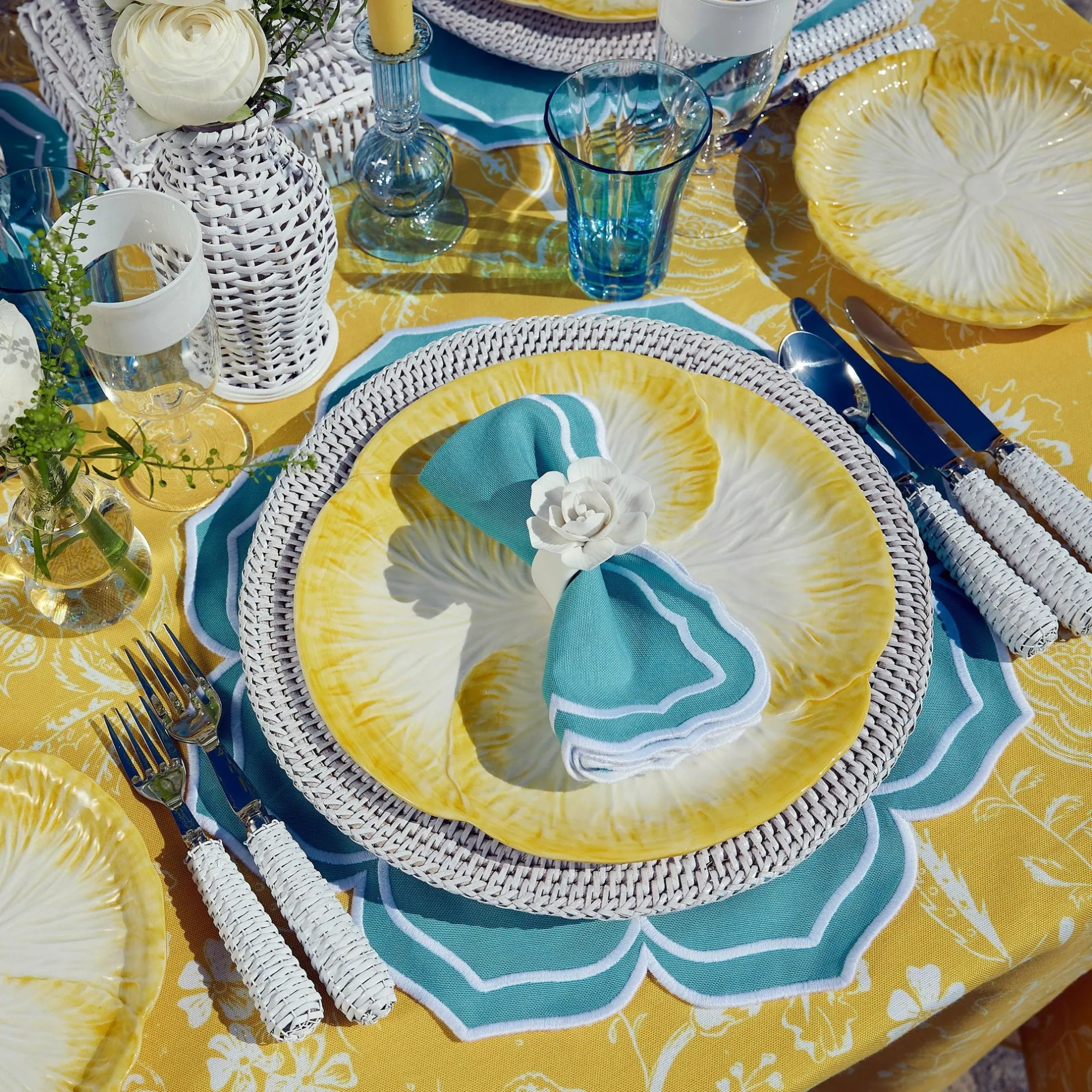 Outlet Mrs. Alice Yellow Capri Lettuce Dinner Plates (Set Of 4)
